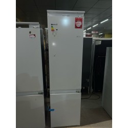 NEVERA ENCASTRABLE HOTPOINT