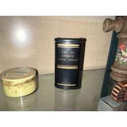 ABRECARTAS EN FORMA DE LIBRO