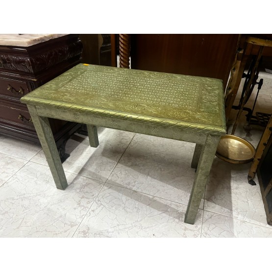 MESA AUXILIAR DORADA